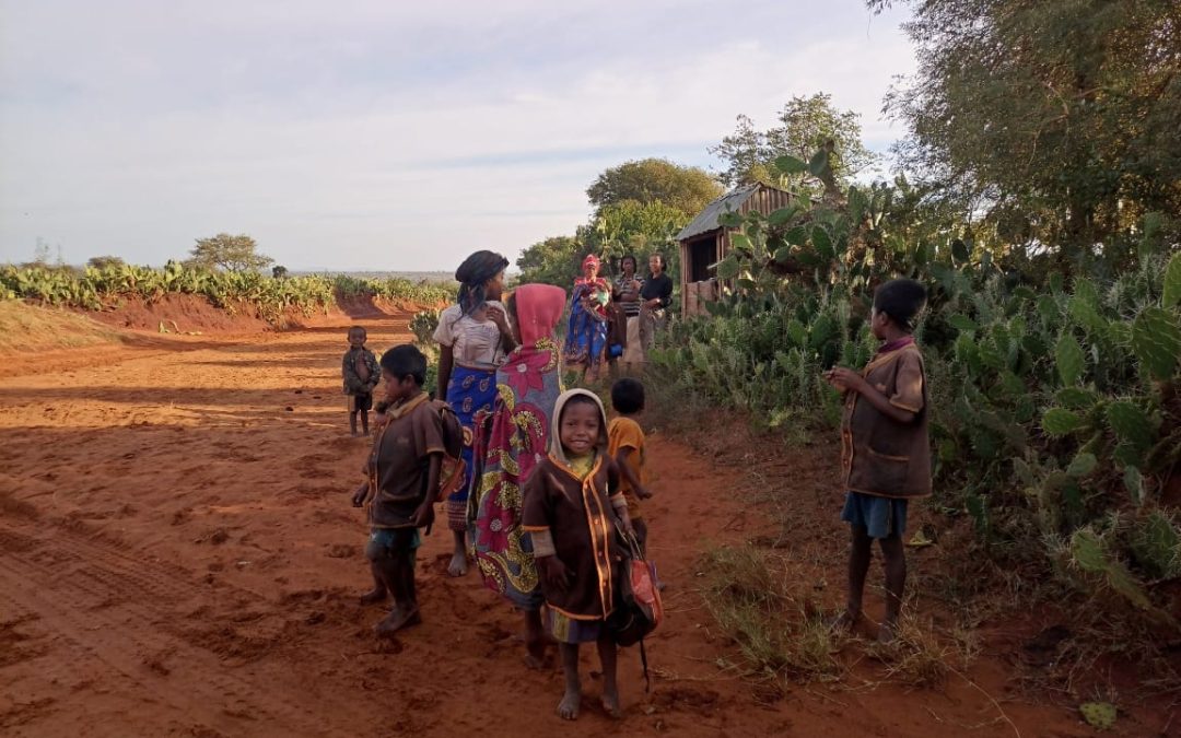 Construcción de pozo en Madagascar