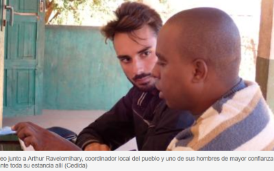 Fui a uno de los lugares más pobres de Madagascar con dos maletas y un aerogenerador para que los niños de una escuela pudieran tener agua cada día