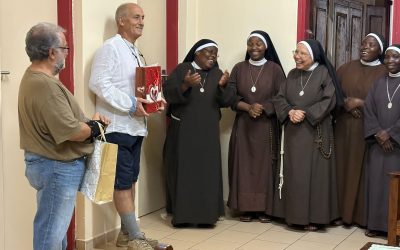 INSTALACIÓN DE LAS PLACAS FOTOVOLTAICAS PARA LA MISION DE MILANGE, MOZAMBIQUE